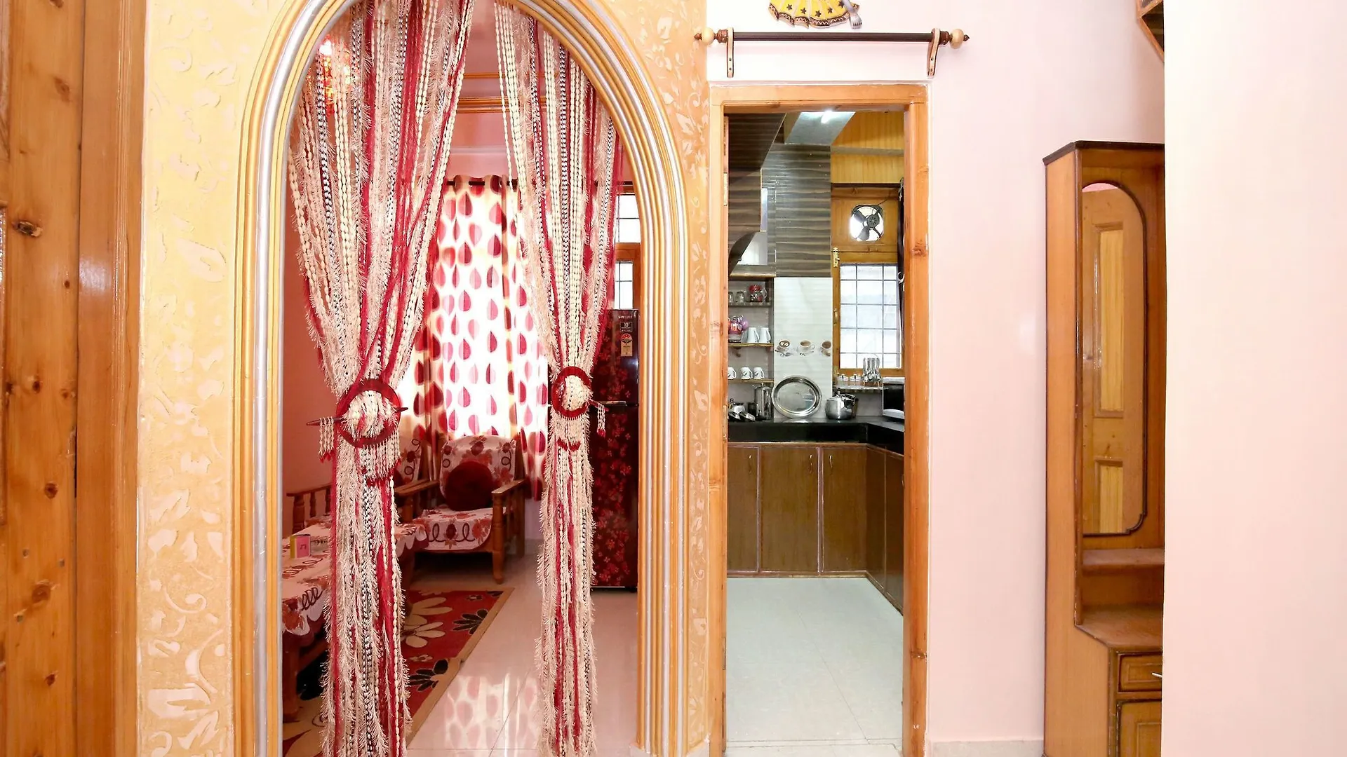 Oyo 11738 Home Cozy 2Bhk Bhattakufar Shimla Inde